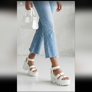 Truffle colection white chunky plataform heels Sandals